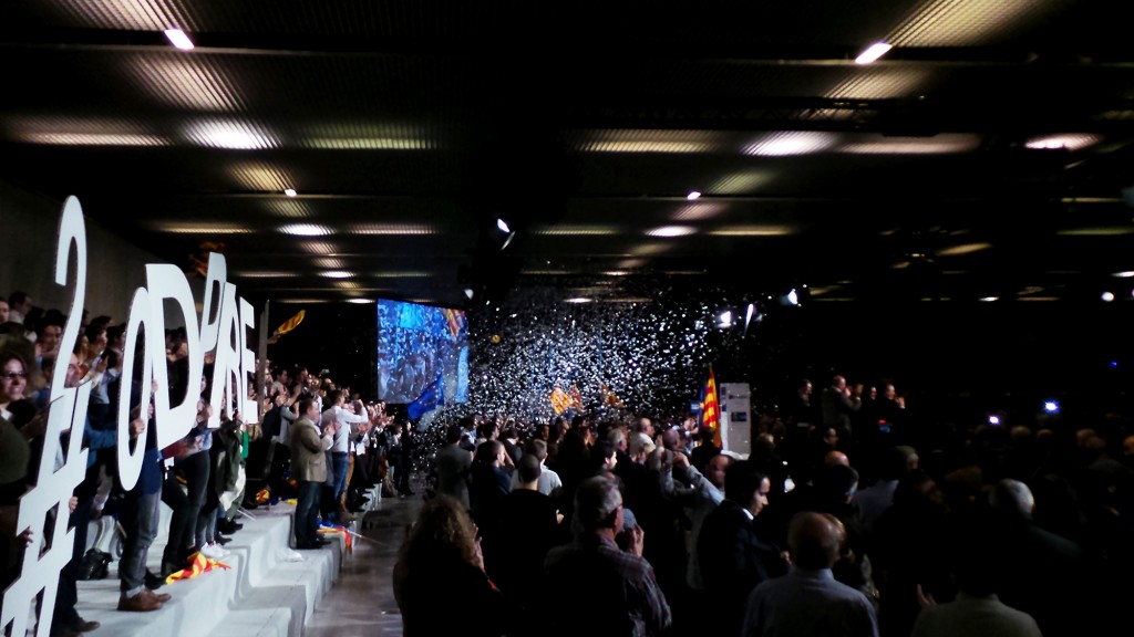 Festejos en el cierre de campaña electoral de Democràcia i Libertat