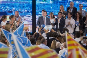 Mariano Rajoy habla sobre la unidad de España y la creación del empleo. Fuente: Flickr https://www.flickr.com/photos/populares